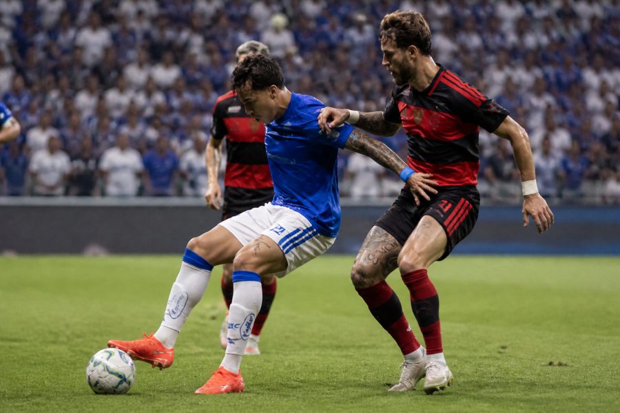 Confronto entre Cruzeiro e Flamengo acontece no Mineirão