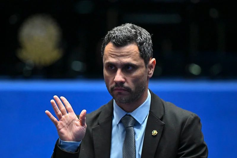 Datafolha mostra liderança confortável de Cleitinho na corrida ao governo de Minas