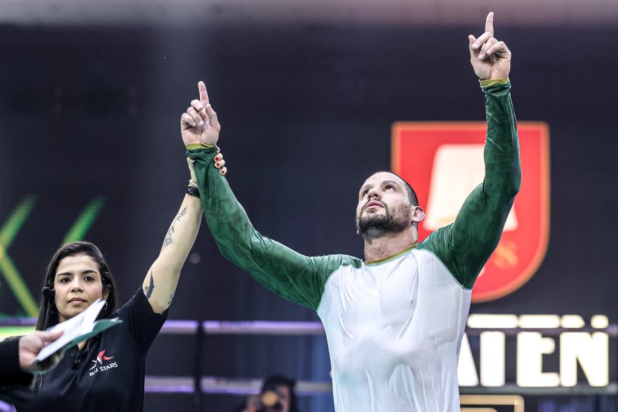 Felipe Preguiça conquista vitória decisiva em trilogia com Meregali