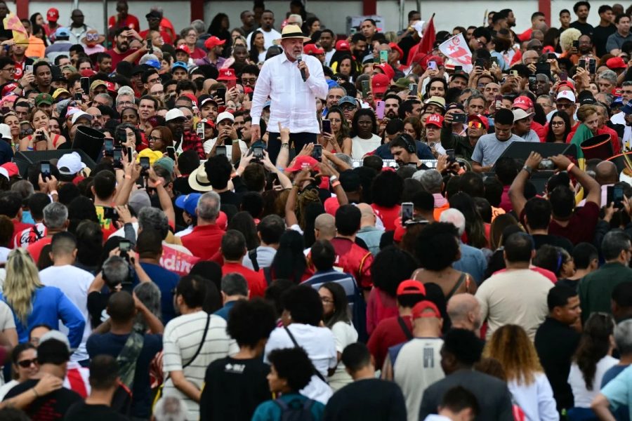 Lula destaca compromisso com segurança no Rio sem exageros