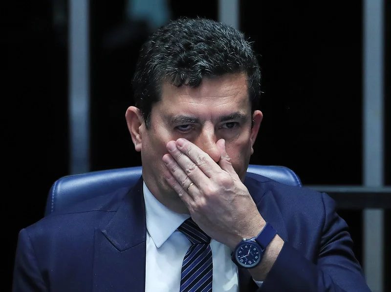 Moro lidera o 1º turno no Paraná, mas empata com Sandro Alex no 2º, aponta pesquisa