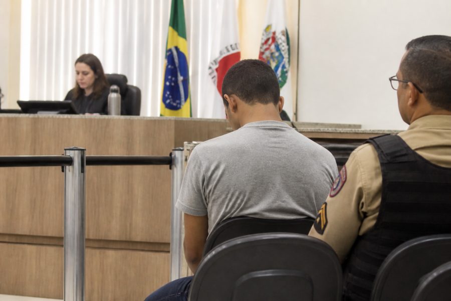 Homem confesso recebe pena de 12 anos por homicídio em Montes Claros