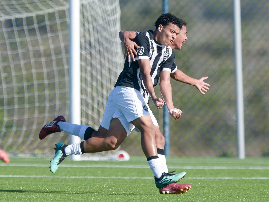 Atlético triunfa sobre o Bahia no Brasileiro Sub-17: 2 a 1