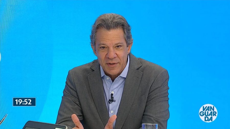 Haddad pretende manter escolas cívico-militares em SP e fala sobre Sabesp e trem intercidades; veja íntegra da entrevista