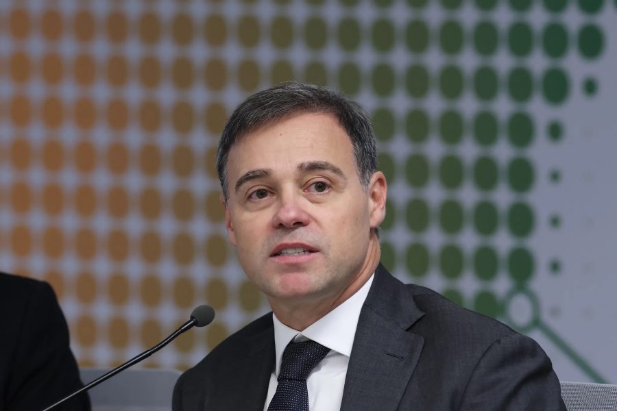 Mesmo após pedido de arquivamento da PGR, Mendonça deve insistir que plenário do STF analise mensagens entre Moraes e Vorcaro