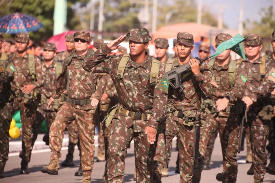 Desfile de 7 de Setembro anima Macapá com tropas e viaturas
